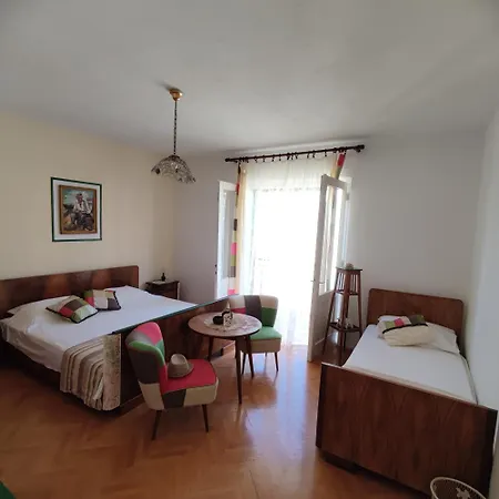 Apartment Janika Podgora